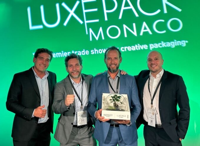 Adhespack won Luxepack in Green award 2023